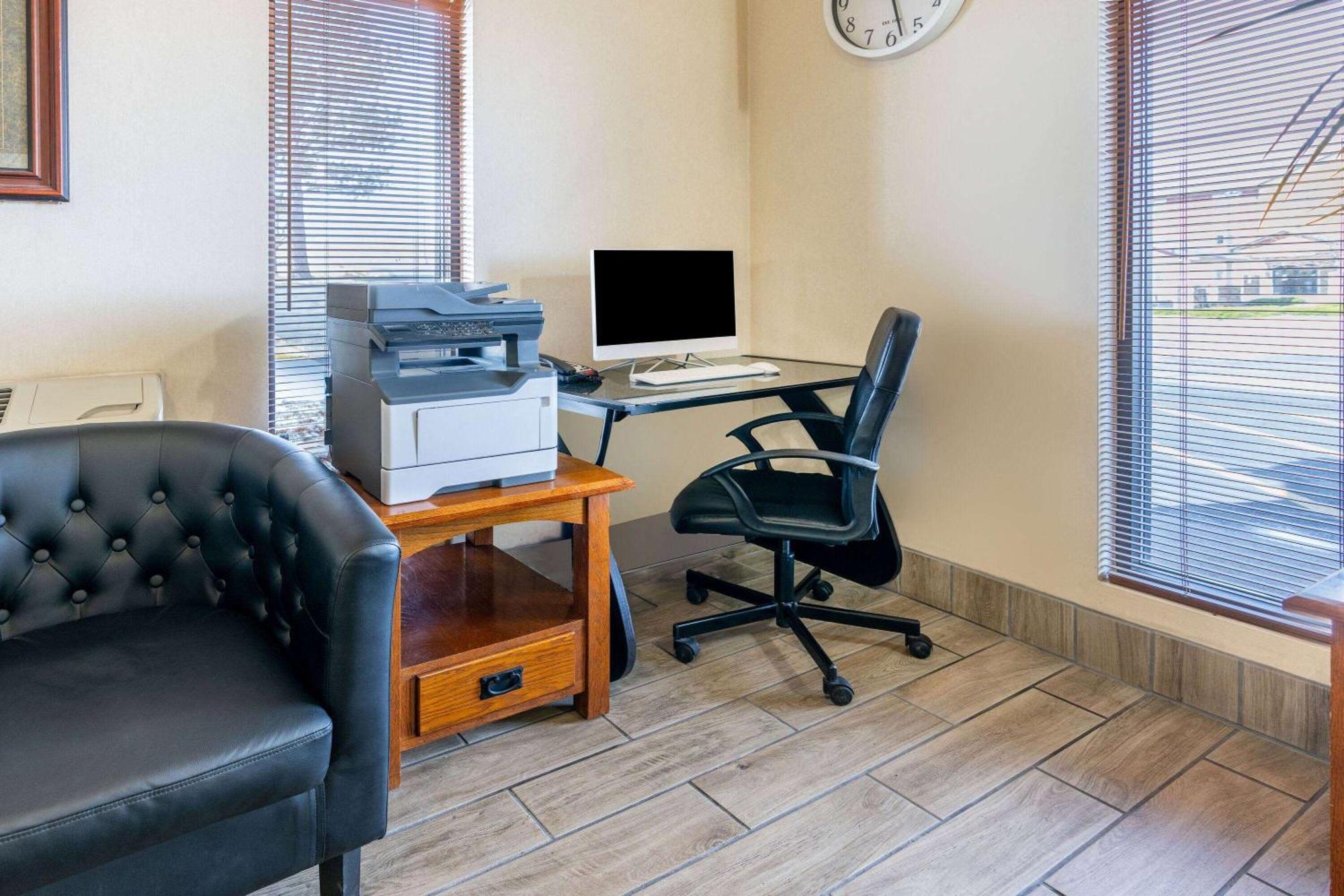 Hotel Super 8 By Wyndham Cheyenne Wy Extérieur photo